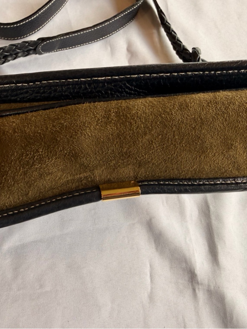 Vintage Lladro Dark Green Suede Purse with Braided Black Leather Detail - Picture 4 of 16